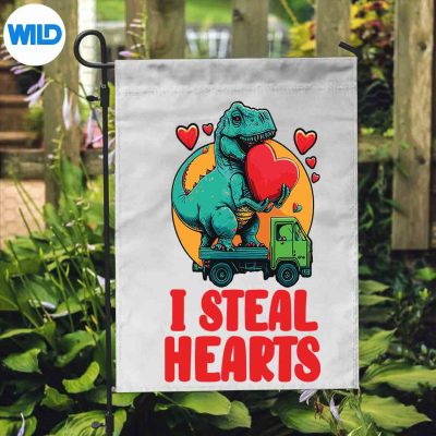 IStealHeartsDinosaurValentinesDayForBabyflag