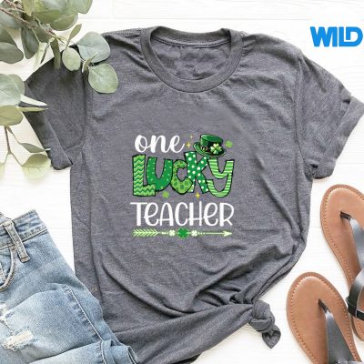 OneLuckyTeacherHappyStPatricksDayCuteGreenShamrocktshirt