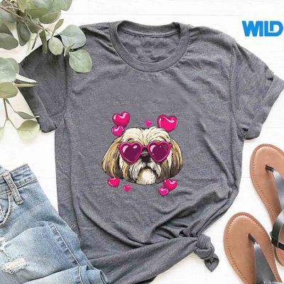 ValentinesDayShihTzuDogHeartCouplesShihTzuMomDadtshirt