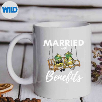 SwingersMarriedWithBenefitsPineappleSwingermug