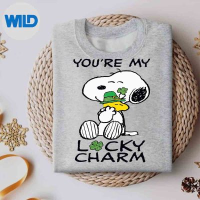 PeanutsStPatricksSnoopyLuckyCharmCloversweater