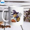 PumpkinBatWitchCostumeBeeHalloweenmug
