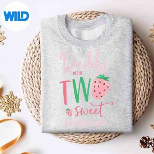DaddyOfTheTwoSweetGirlStrawberry2ndPartysweater